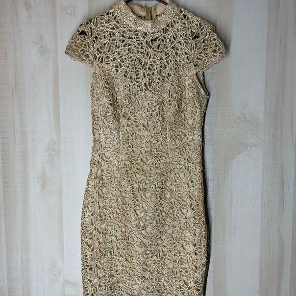 Premier Amour‎ gold cocktail dress short sleeve form fitting, size 8 - Picture 16 of 16